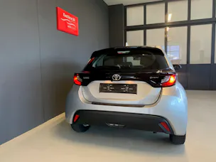 Toyota Yaris 1.5 VVT-i HSD Comfort