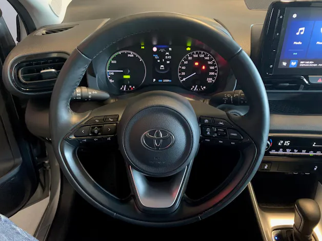 Toyota Yaris 1.5 VVT-i HSD Comfort