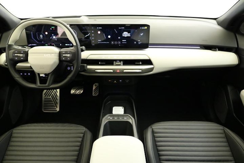 Vehicle image KIA EV4