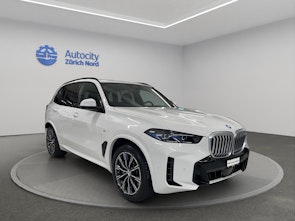 Vehicle image BMW X5 50e xDrive SAG