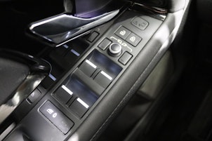 Vehicle image LAND ROVER Range Rover Evoque 1.5 T 300e Bronze Collection