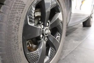 Vehicle image LAND ROVER Range Rover Evoque 1.5 T 300e Bronze Collection