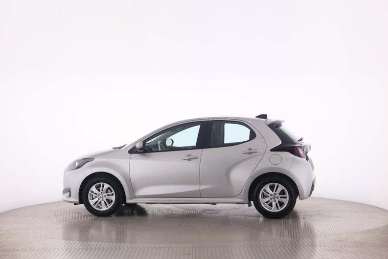 Vehicle image TOYOTA YARIS