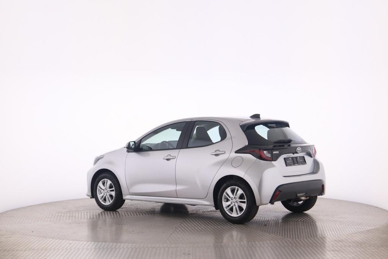 Vehicle image TOYOTA YARIS