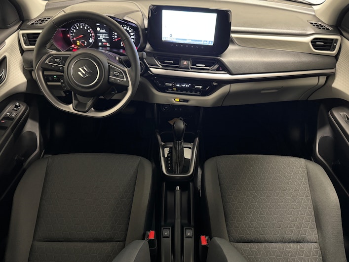 Vehicle image SUZUKI SWIFT