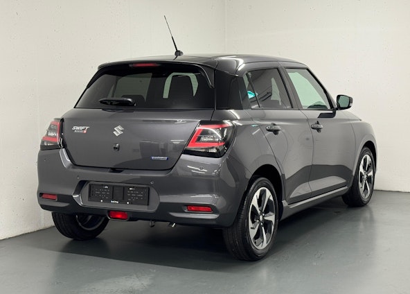 Vehicle image 12 Vehicle image 12