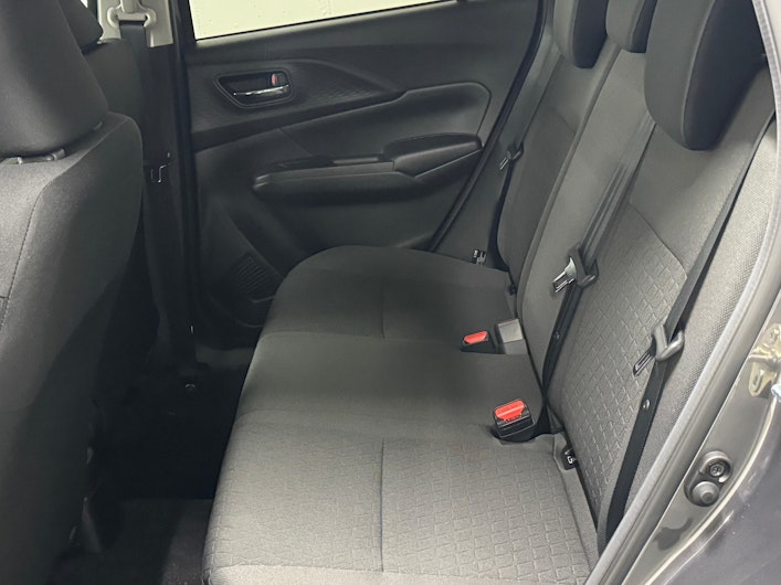 Vehicle image SUZUKI SWIFT