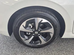 Suzuki Swift 1.2 Compact Top Hybrid