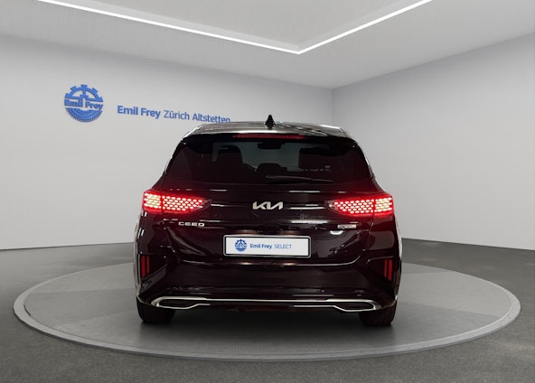 Vehicle image 5 Vehicle image 5