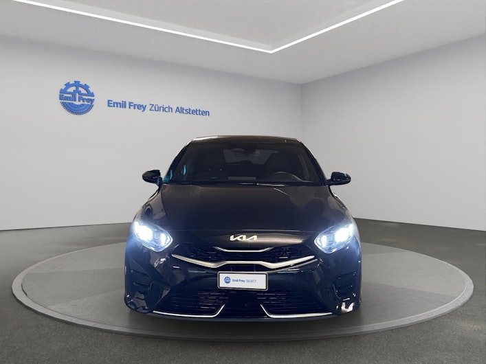 Vehicle image KIA CEED