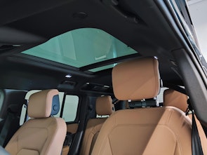 Vehicle image LAND ROVER Defender 110 3.0 D I6 300 X-Dynamic HSE - Extra Trade-In Prämie CHF 10'000.-