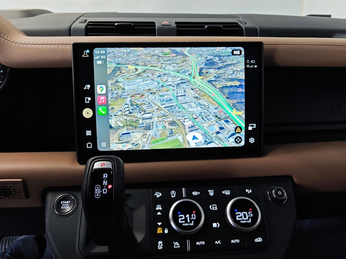 Vehicle image LAND ROVER DEFENDER