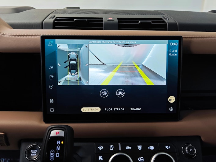 Vehicle image LAND ROVER DEFENDER