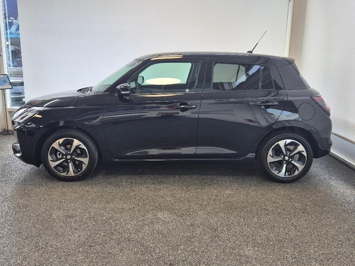 Vehicle image SUZUKI SWIFT