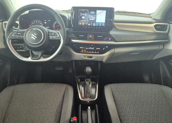 Vehicle image 7 Vehicle image 7