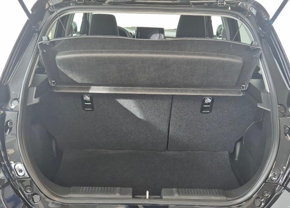 Vehicle image 14 Vehicle image 14