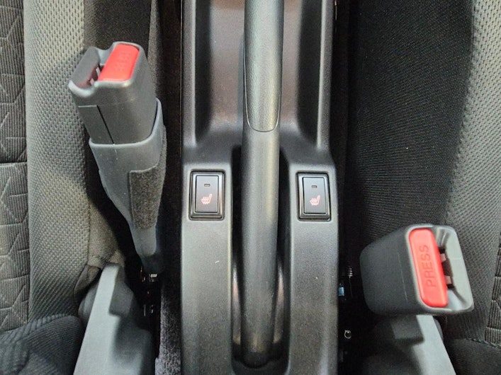 Vehicle image SUZUKI SWIFT