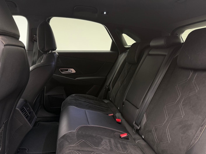 Vehicle image DS AUTOMOBILES DS7