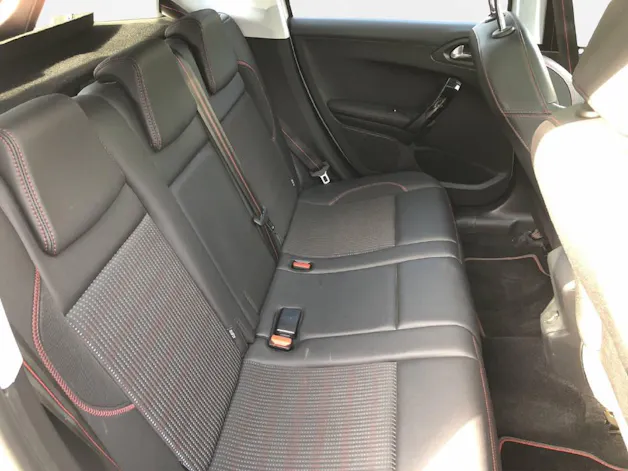 Peugeot 2008 1.2 PureTech 130 GT Line S/S