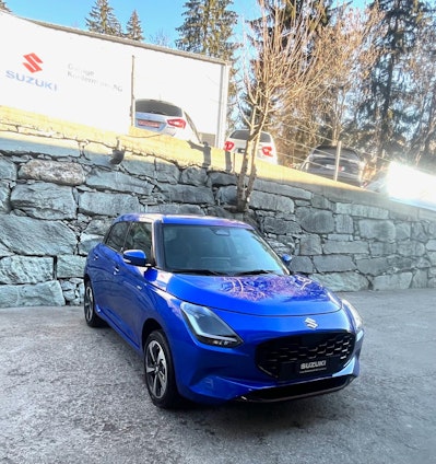 First vehicle image First vehicle image