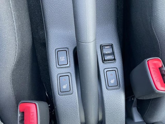 Vehicle image 14 Vehicle image 14