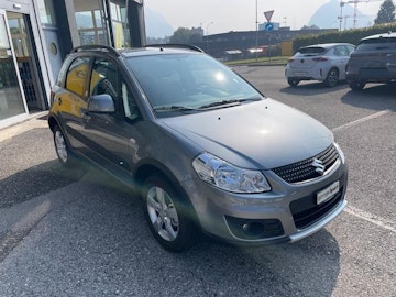 Vehicle image SUZUKI SX4 0