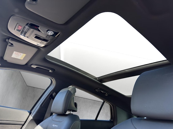 Vehicle image 14 Vehicle image 14