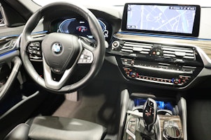 Vehicle image BMW 530e xDrive Touring