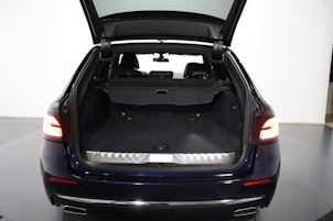 Vehicle image BMW 530e xDrive Touring