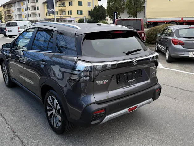 Suzuki S-Cross 1.4 T Compact Top Hybrid 4x4