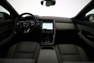 Vehicle image JAGUAR E-Pace 2.0 I4 200 R-Dynamic SE AWD