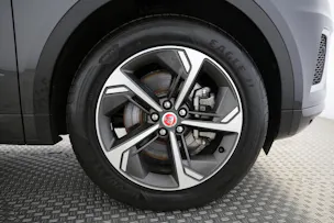 Jaguar E-Pace 2.0 I4 200 R-Dynamic SE AWD