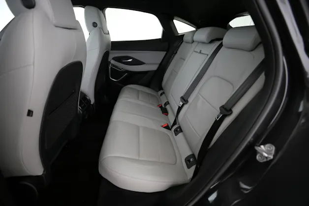 Jaguar E-Pace 2.0 I4 200 R-Dynamic SE AWD