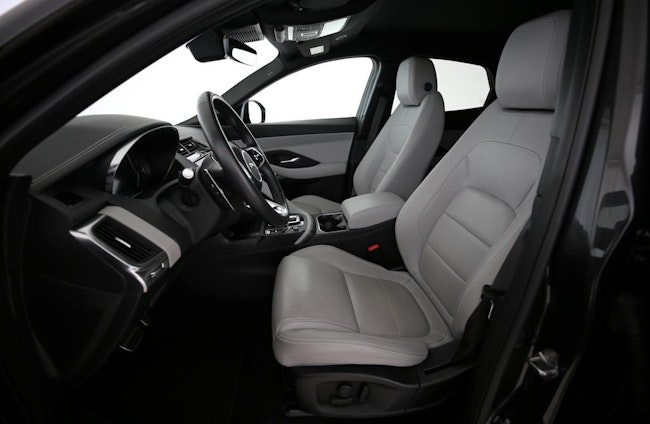 Vehicle image 3 Vehicle image 3