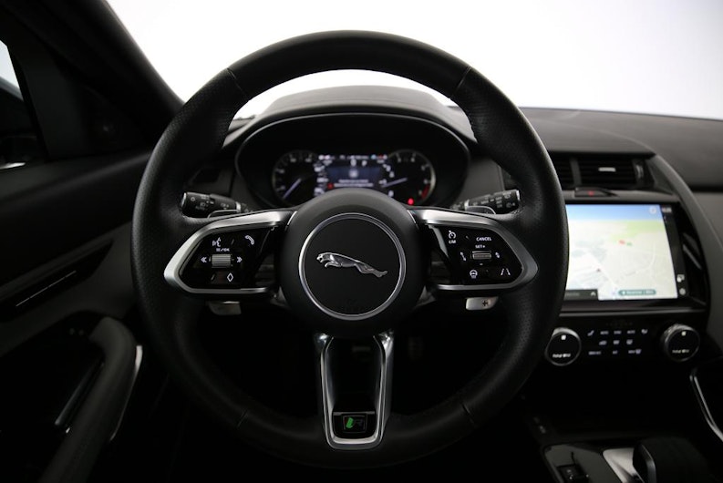 Vehicle image JAGUAR E-PACE