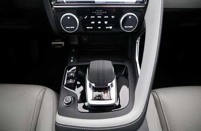 Vehicle image 8 Vehicle image 8