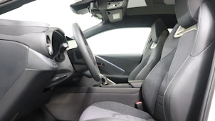 Vehicle image TOYOTA C-HR 2.0 PHEV Style