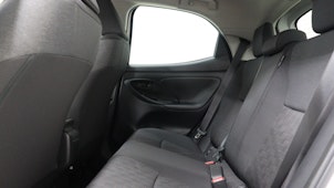 Vehicle image TOYOTA Yaris 1.5 VVT-i HSD Trend