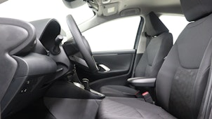 Vehicle image TOYOTA Yaris 1.5 VVT-i HSD Comfort