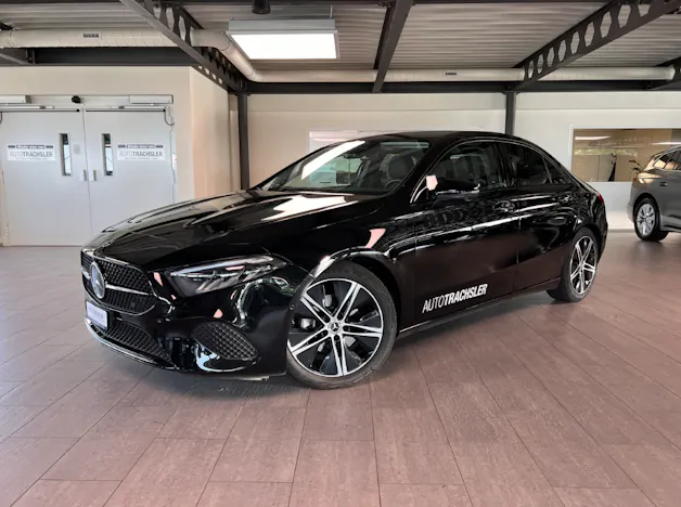 Mercedes-Benz A 200 Progressive Limousine