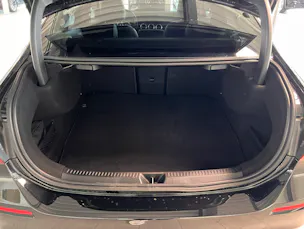 Mercedes-Benz A 200 Progressive Limousine