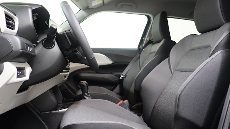 Vehicle image SUZUKI SWIFT