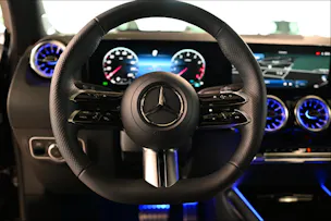 Mercedes-Benz GLA 250 Swiss Star AMG Line 4matic