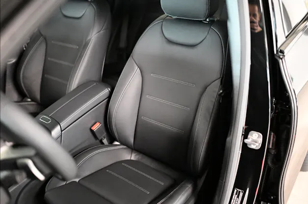 Mercedes-Benz GLA 250 Swiss Star AMG Line 4matic