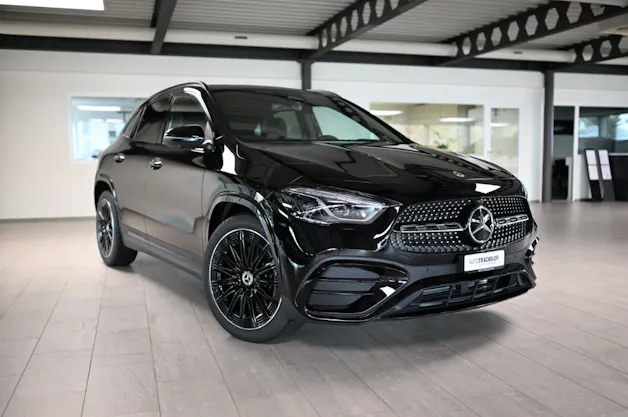 Mercedes-Benz GLA 250 Swiss Star AMG Line 4matic