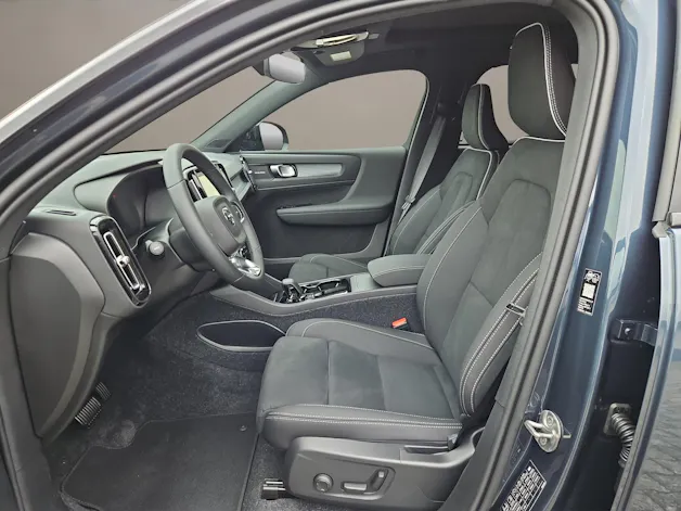 Volvo EX40 Twin Ultra XCENTRIC Edition AWD