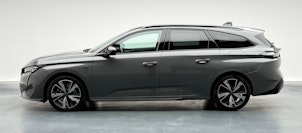 Vehicle image PEUGEOT 308 SW 1.6 PHEV 180 GT