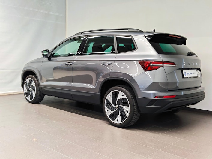 Vehicle image SKODA KAROQ