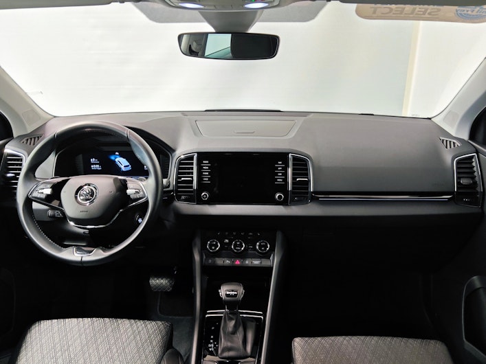 Vehicle image SKODA KAROQ