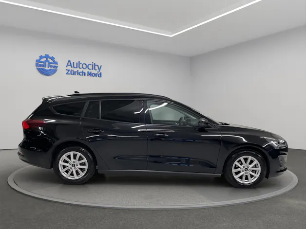 Ford Focus Station Wagon 1.0i EcoB Hybrid 125 Cool & Connect